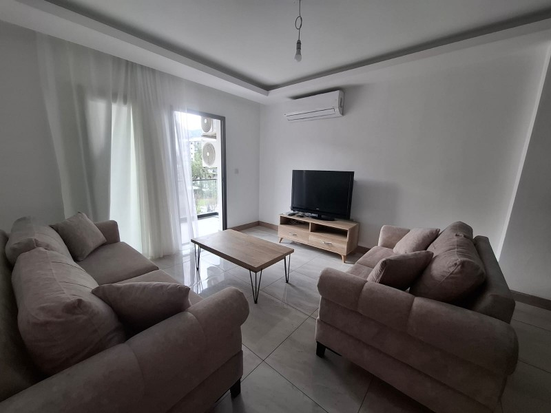 Kiralık 2+1 Daire ( Girne merkezde şok mar, bektaş markete yakın )
